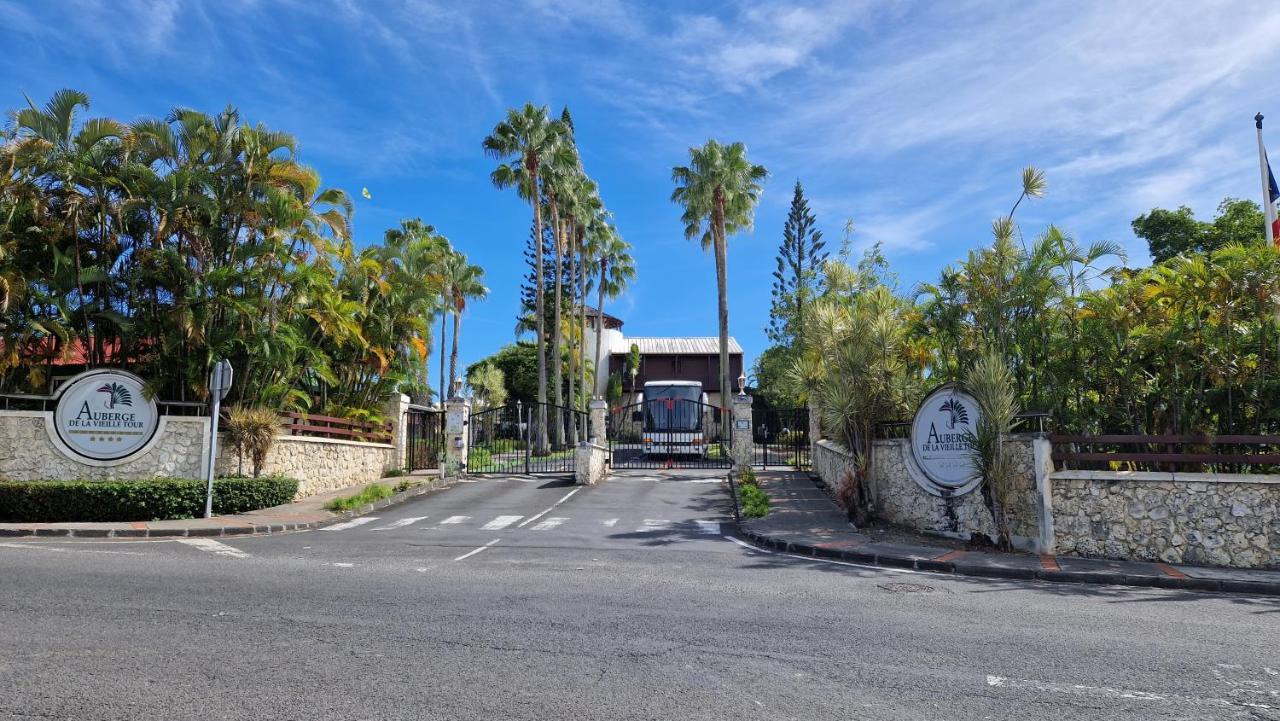 Grand Studio De 41 M², Vue Mer Et Jardin Tropical. Le Gosier  Exterior photo